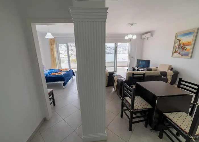 Sofi Appartamento Sarandë